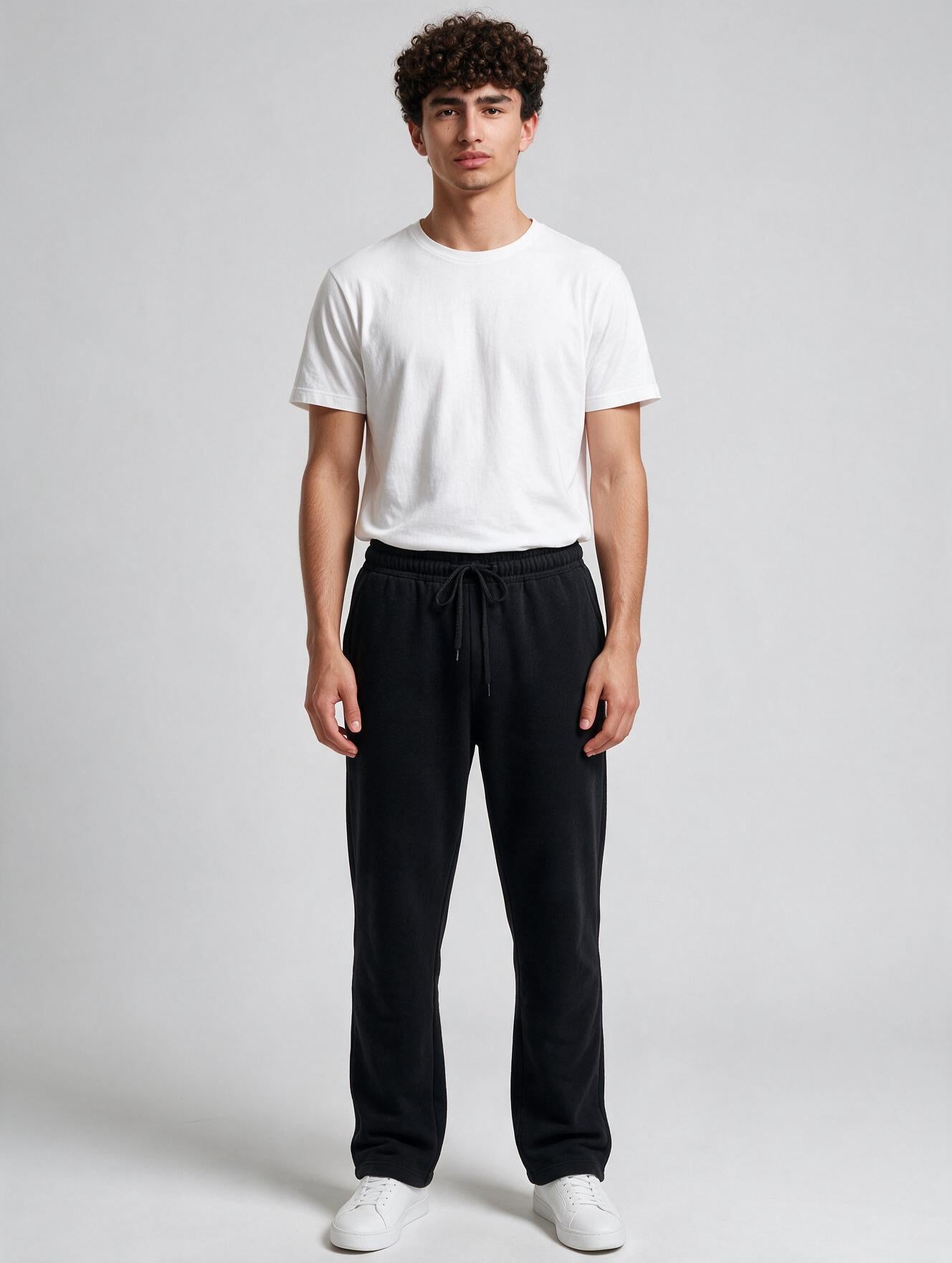 Straight-Leg Sweatpants - Black - Model